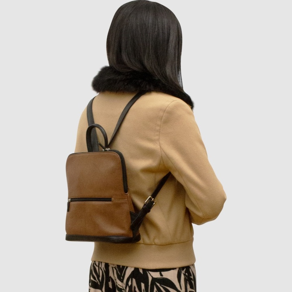ili New York Small Backpack Toffee/Black